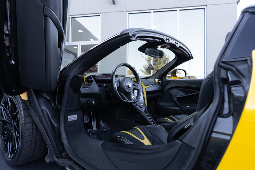 Used 2021 McLaren 720S Luxury photo 22