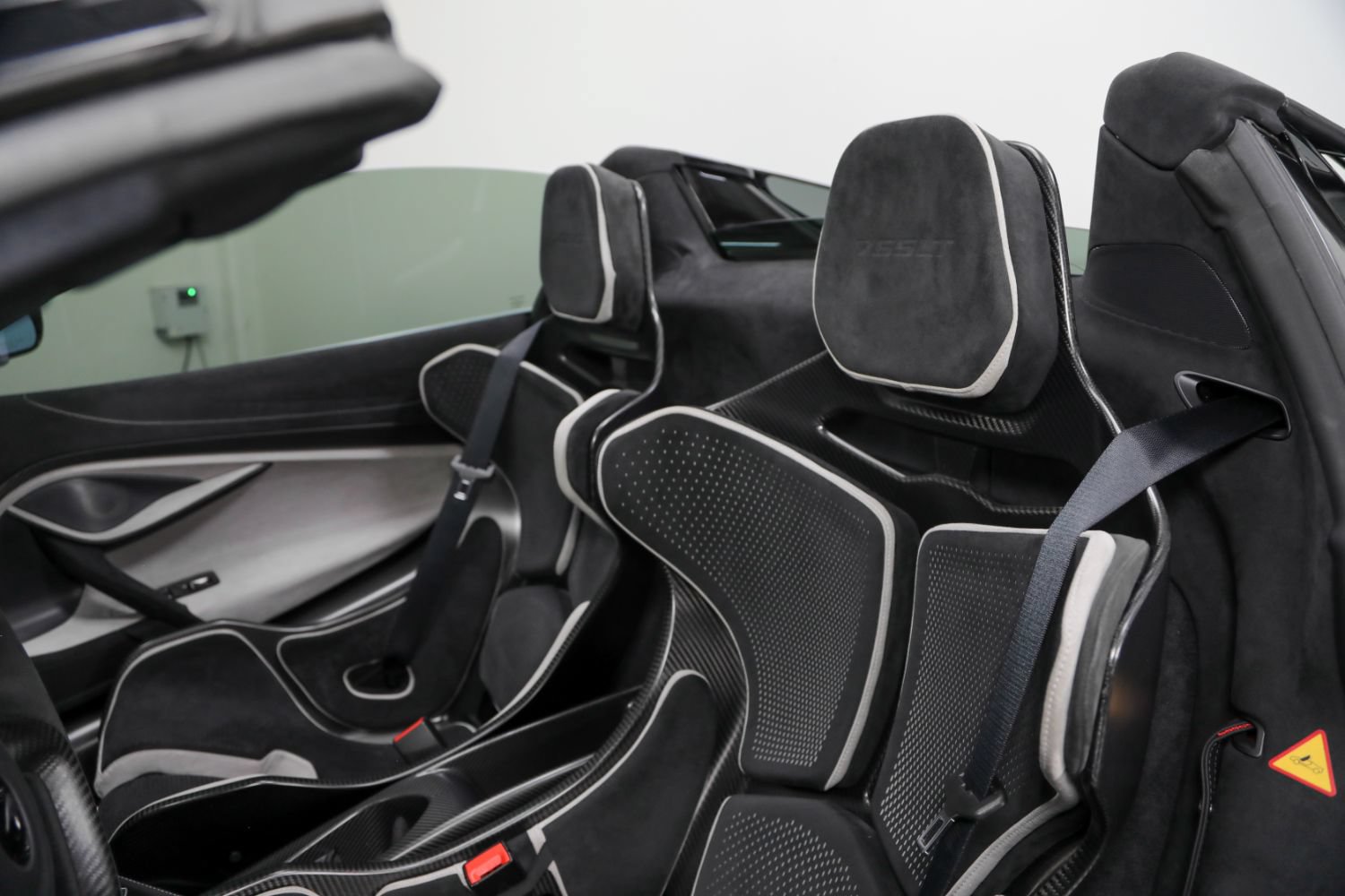 Used 2022 McLaren 765LT photo 45