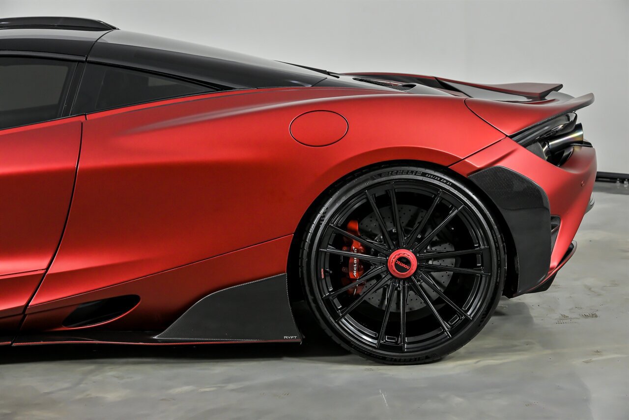 Used 2018 McLaren 720S photo 13