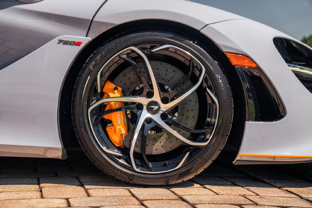 Used 2024 McLaren 750S photo 15