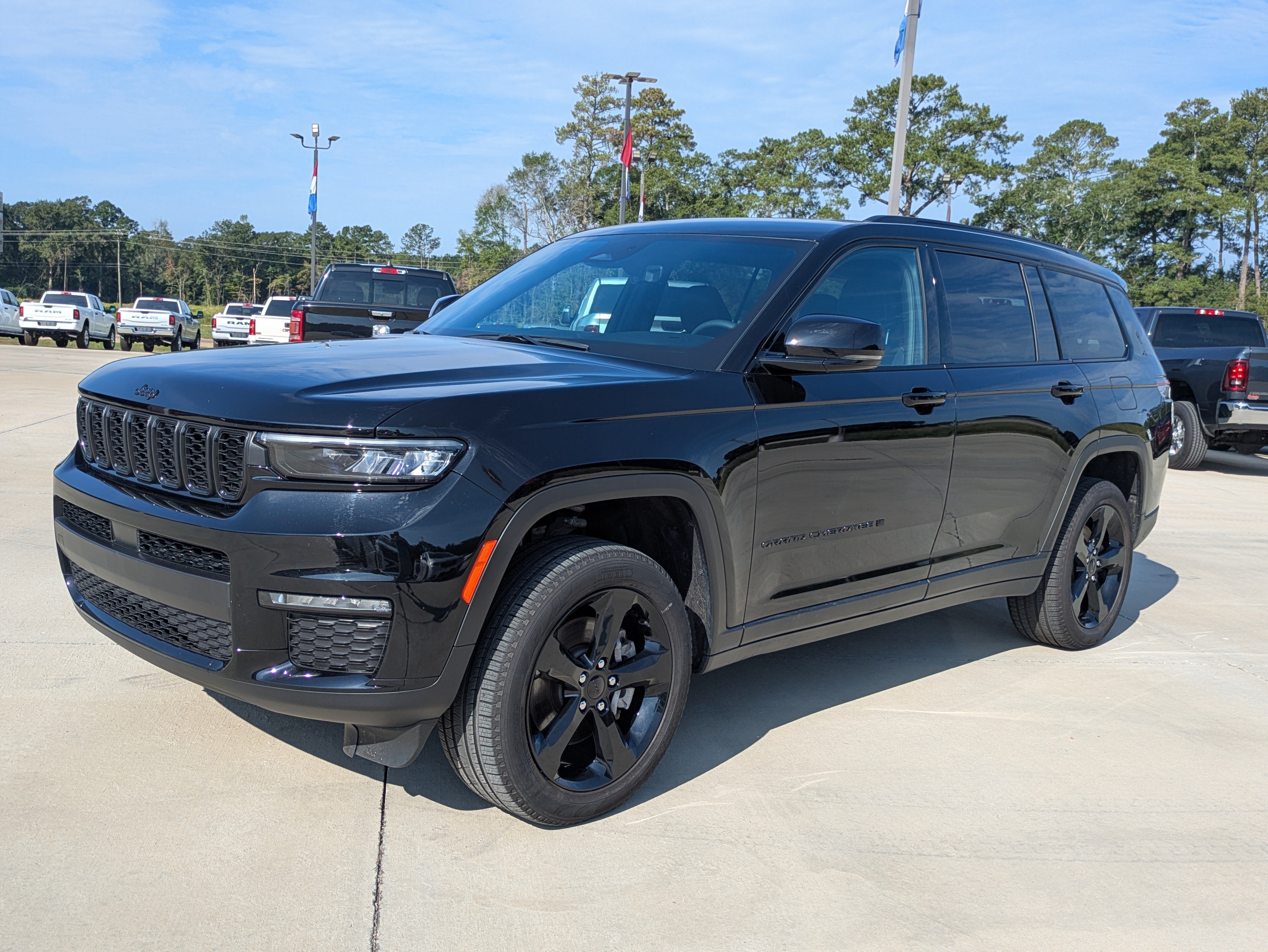 Used 2025 Jeep Grand Cherokee L Limited w/ Black Appearance Package