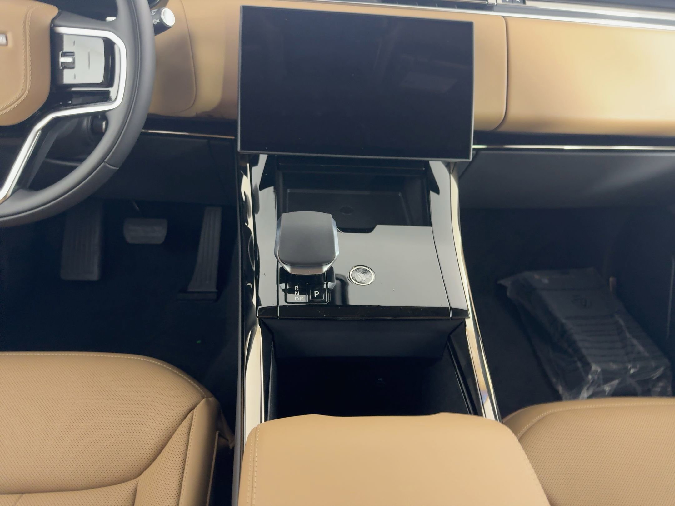 2026 Land Rover Range Rover Sport SE