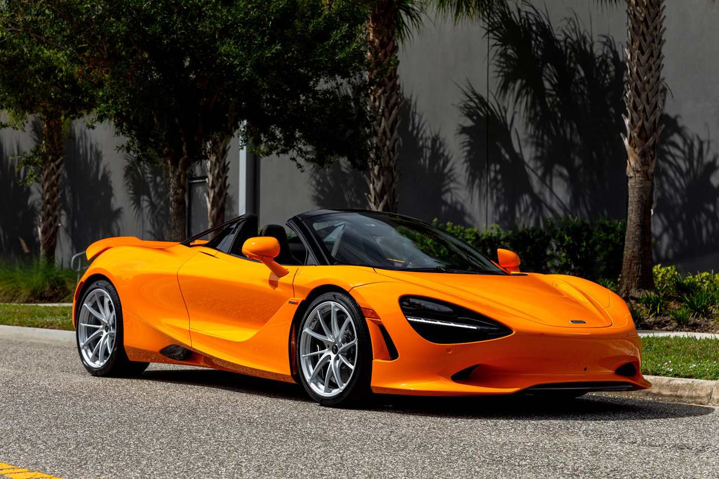 New 2027 McLaren 750S Spider photo 10