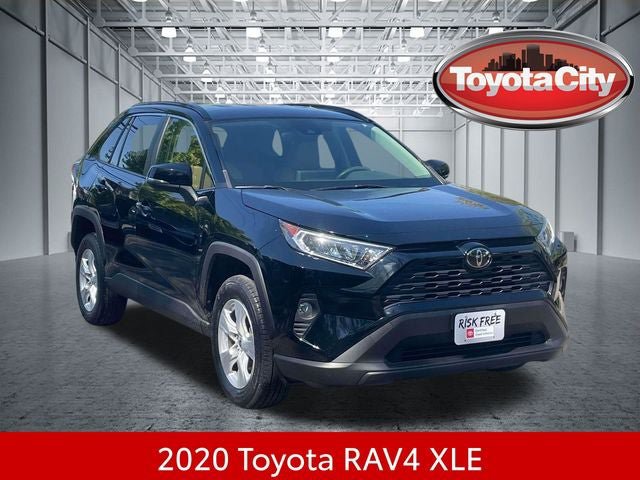 Used 2020 Toyota RAV4 XLE w/ All Weather Liner Package