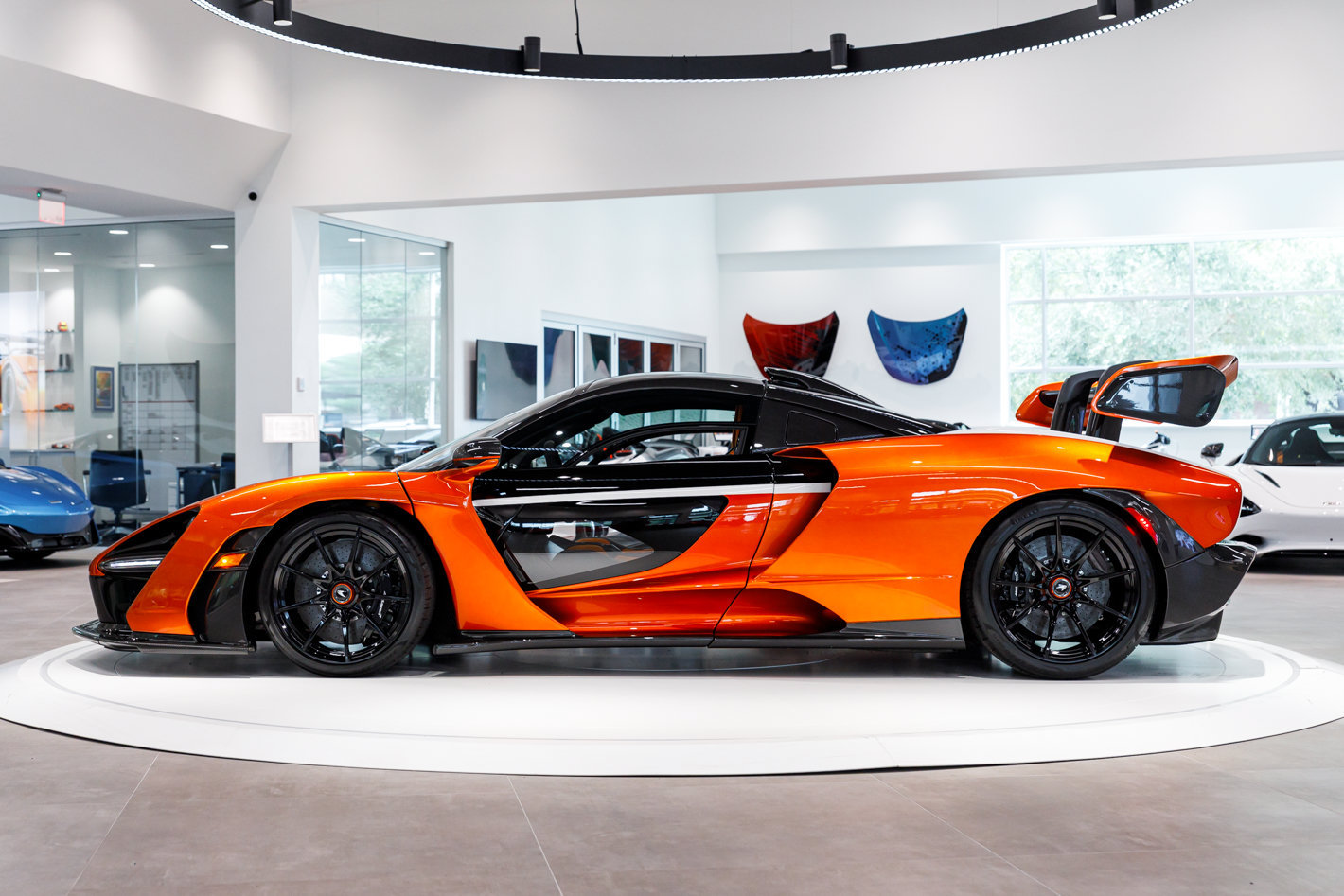 Used 2019 McLaren Senna photo 7