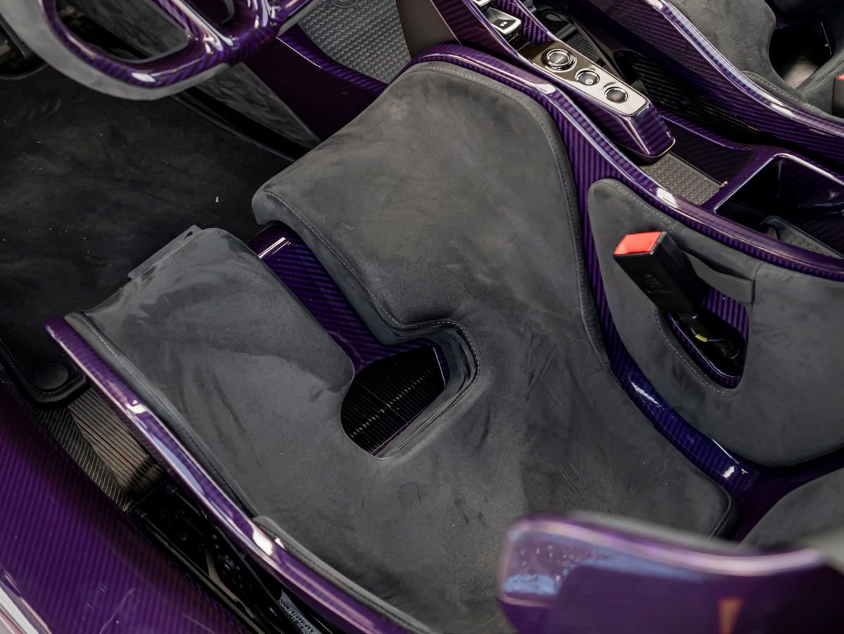 Used 2019 McLaren Senna photo 18