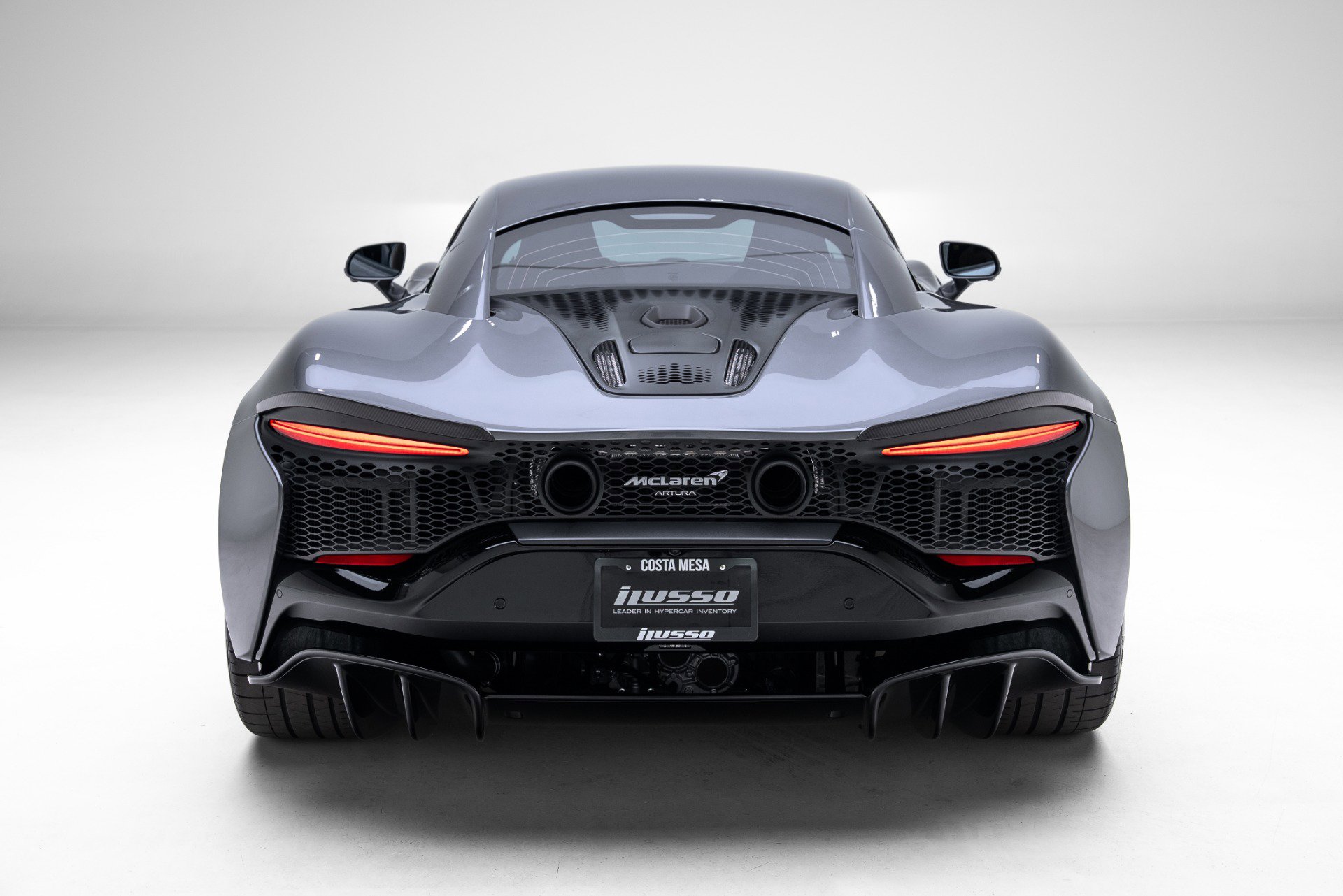 2023 McLaren Artura