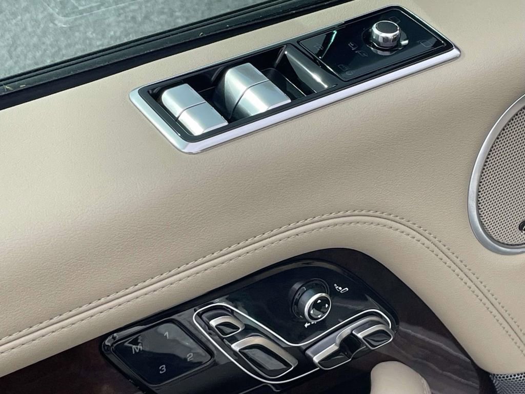 2020 Land Rover Range Rover Long Wheelbase HSE