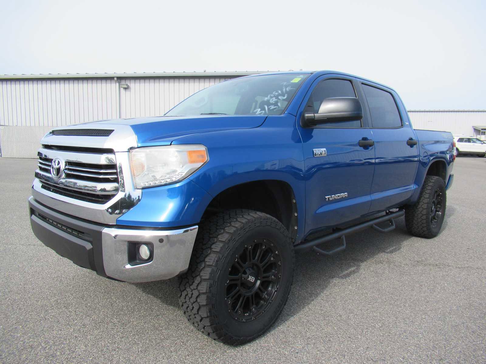 2017 Toyota Tundra SR5