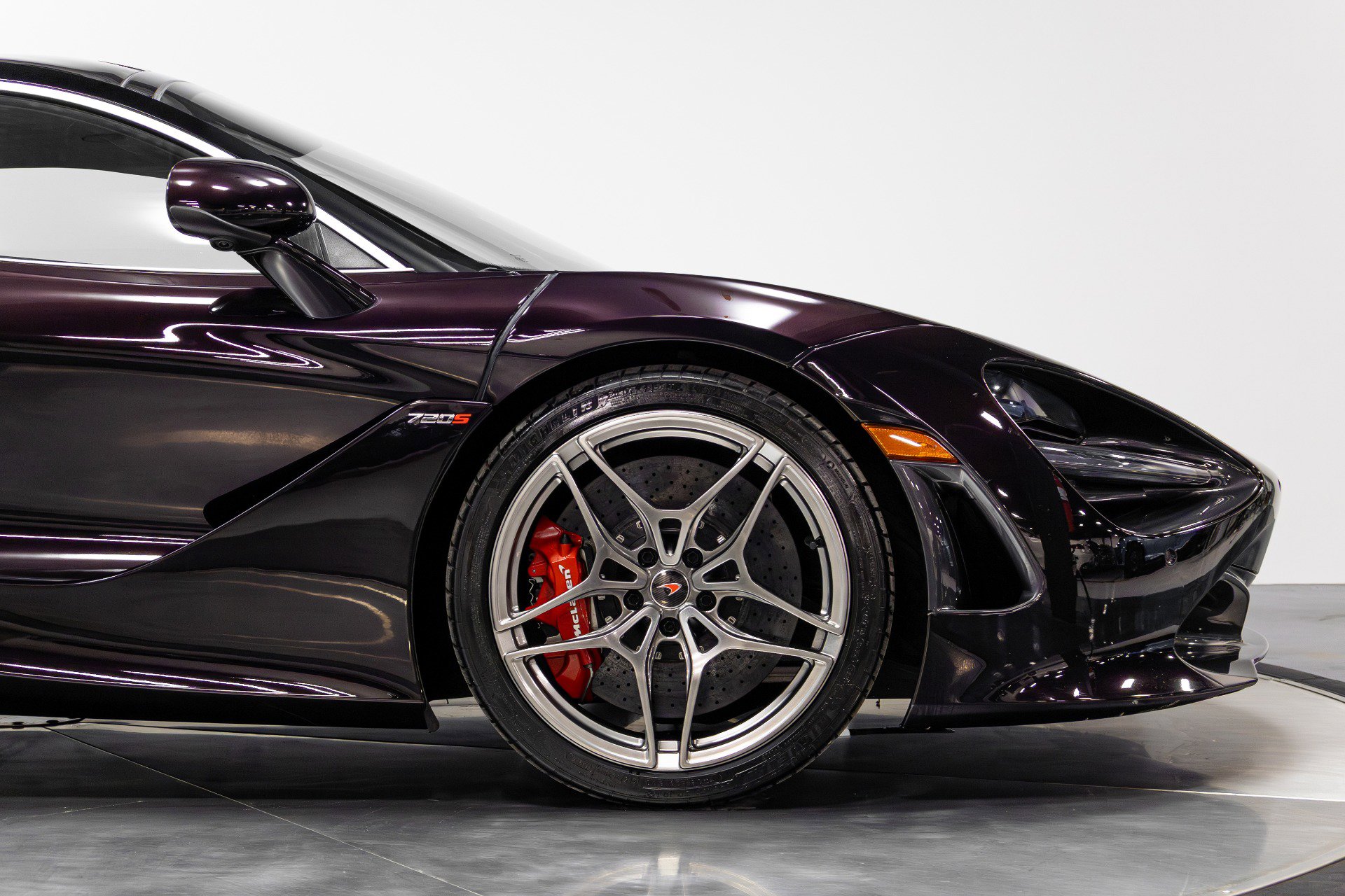 Used 2018 McLaren 720S Performance photo 20