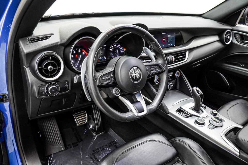 2023 Alfa Romeo Stelvio Veloce