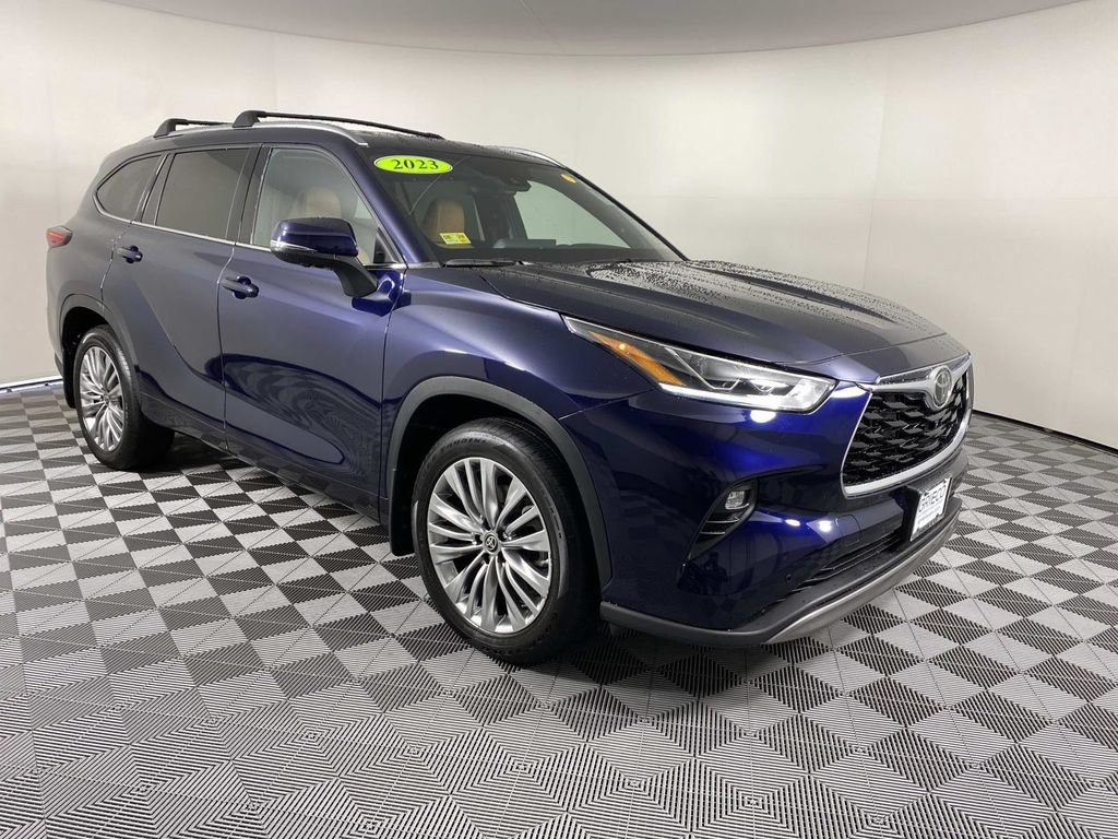 Used 2023 Toyota Highlander Platinum