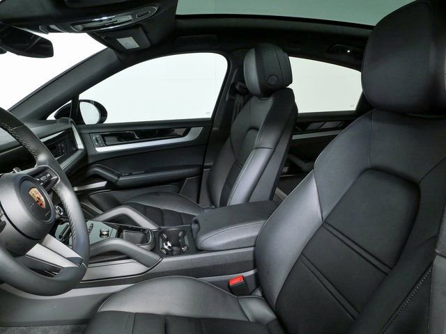 2024 Porsche Cayenne Coupe