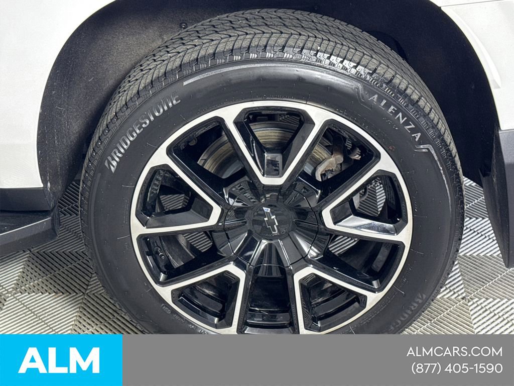 2024 Chevrolet Suburban RST