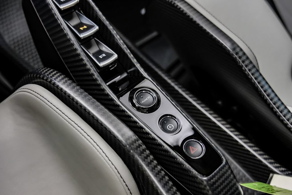 Used 2019 McLaren Senna photo 28