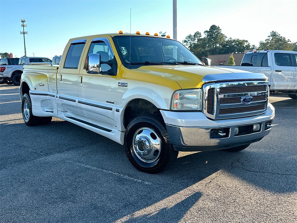 2006 Ford Super Duty F-350 Lariat