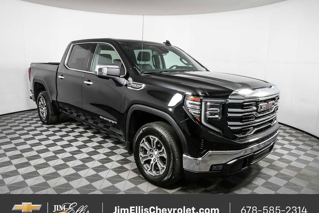 2025 GMC Sierra 1500 SLT