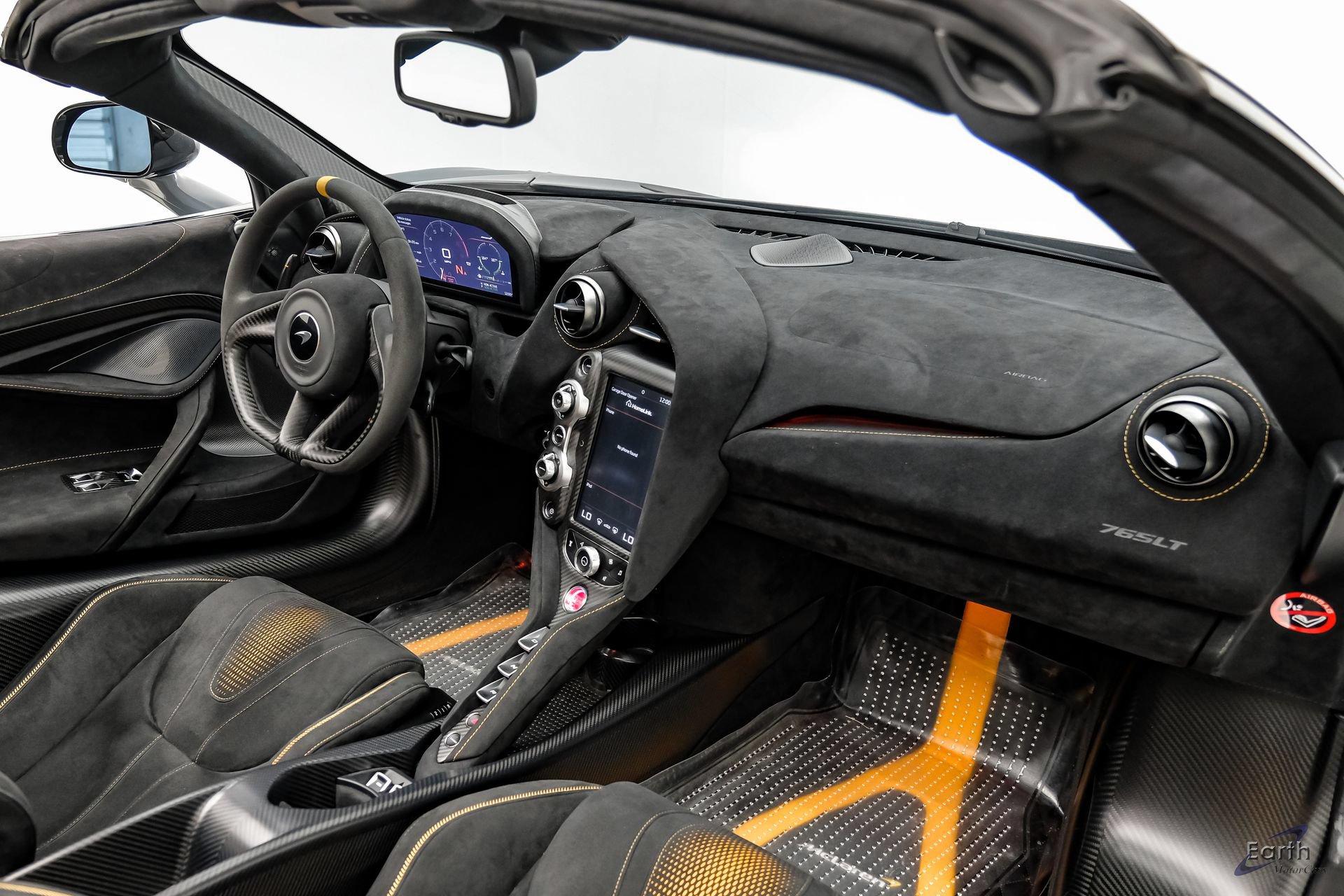 Used 2022 McLaren 765LT photo 64