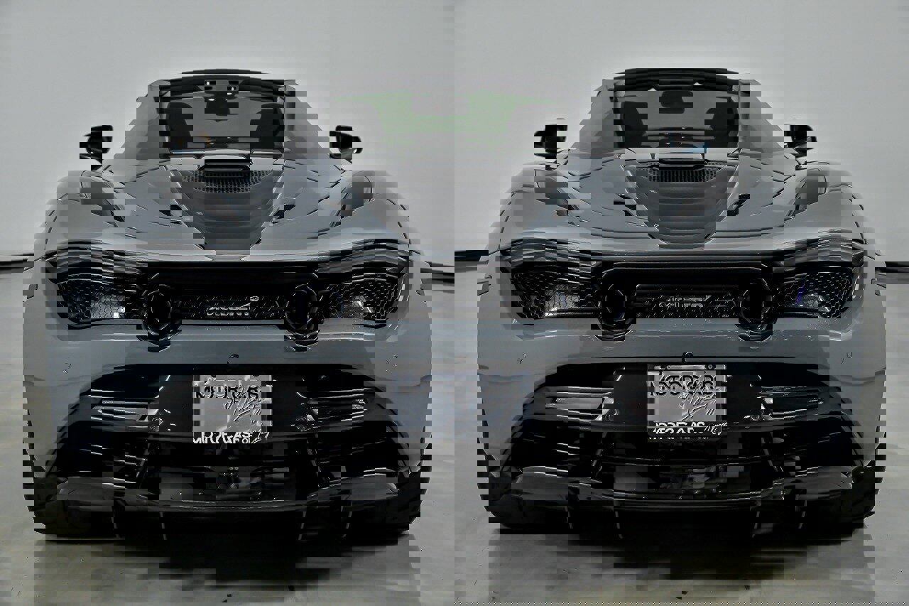 Used 2023 McLaren 720S Spider photo 12