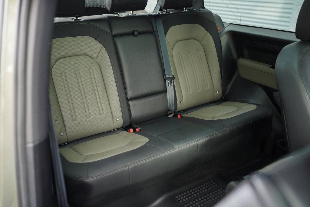 2022 Land Rover Defender 90 X-Dynamic S