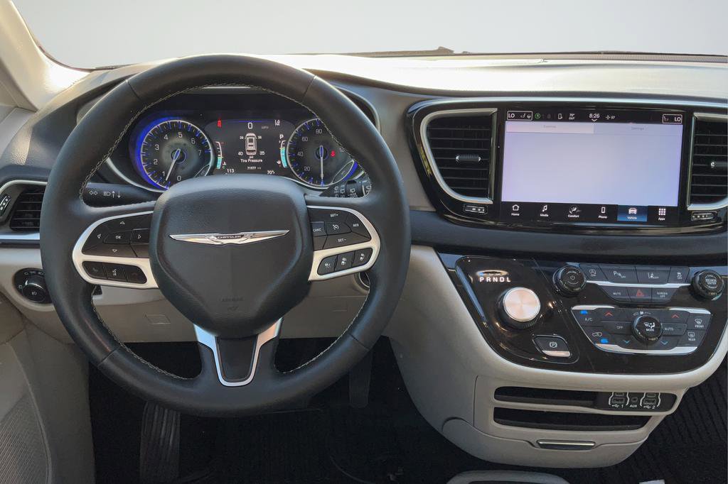 2023 Chrysler Pacifica Touring-L