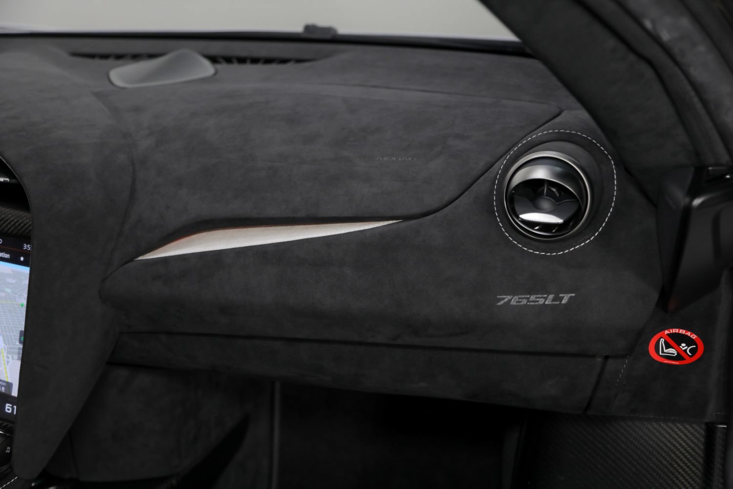 Used 2022 McLaren 765LT photo 37