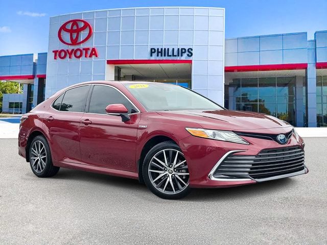 Used 2021 Toyota Camry XLE
