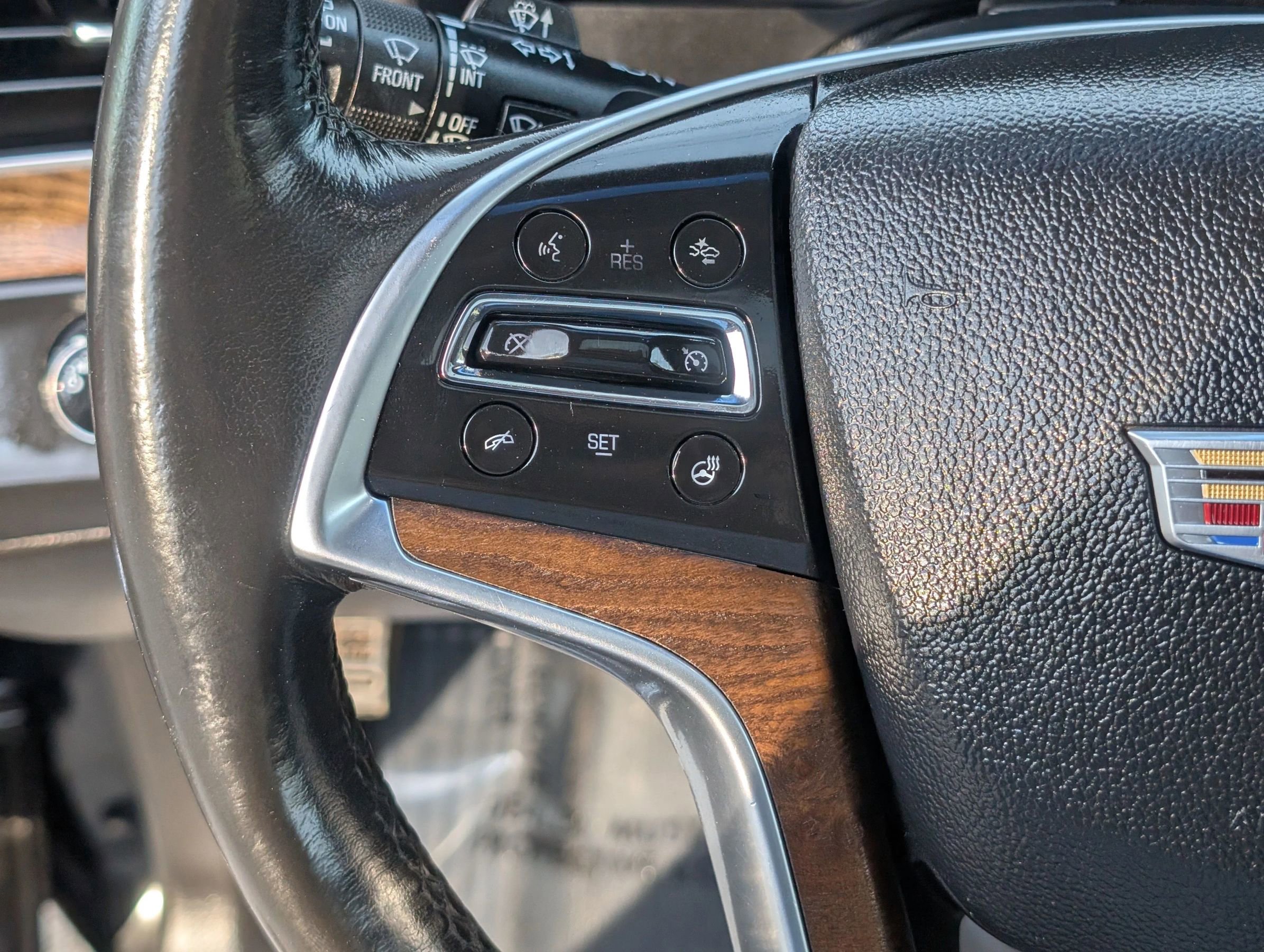 2016 Cadillac Escalade Luxury