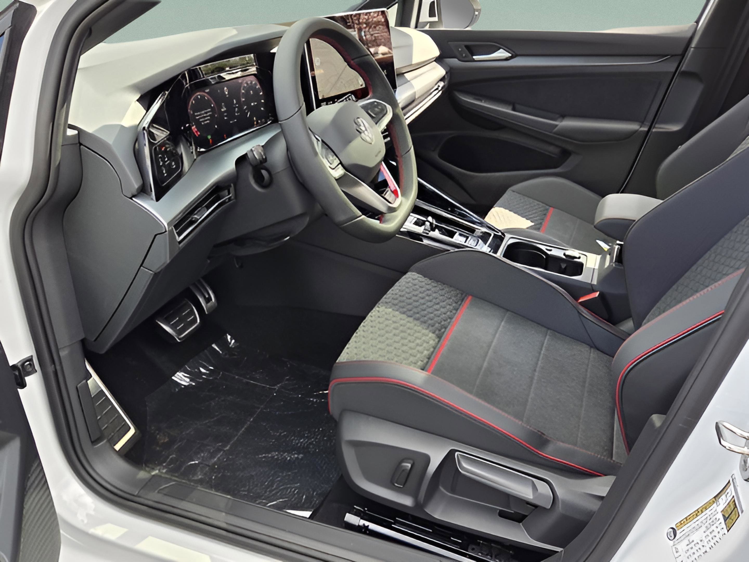 2026 Volkswagen Golf SE