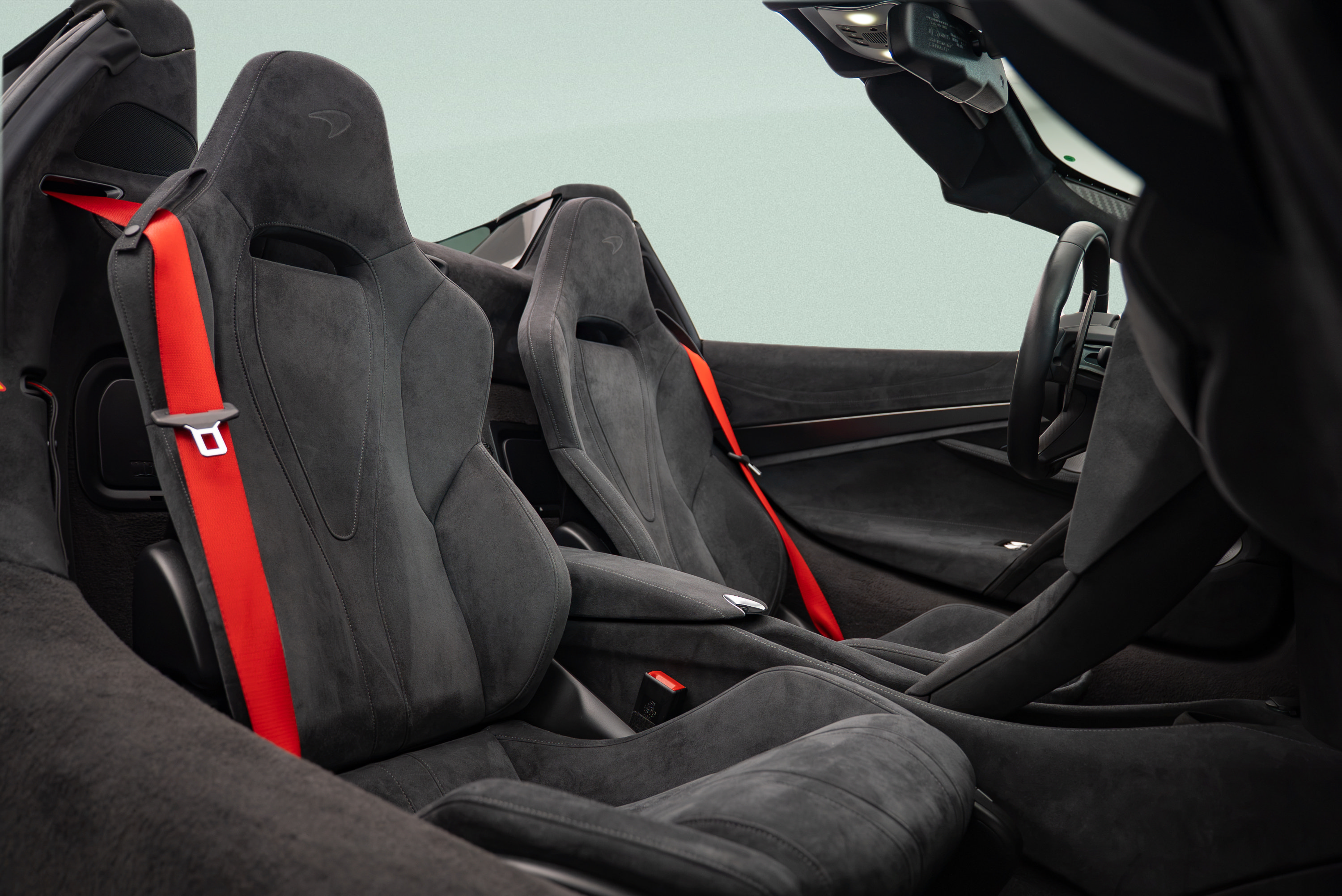 Used 2021 McLaren 720S Performance photo 11