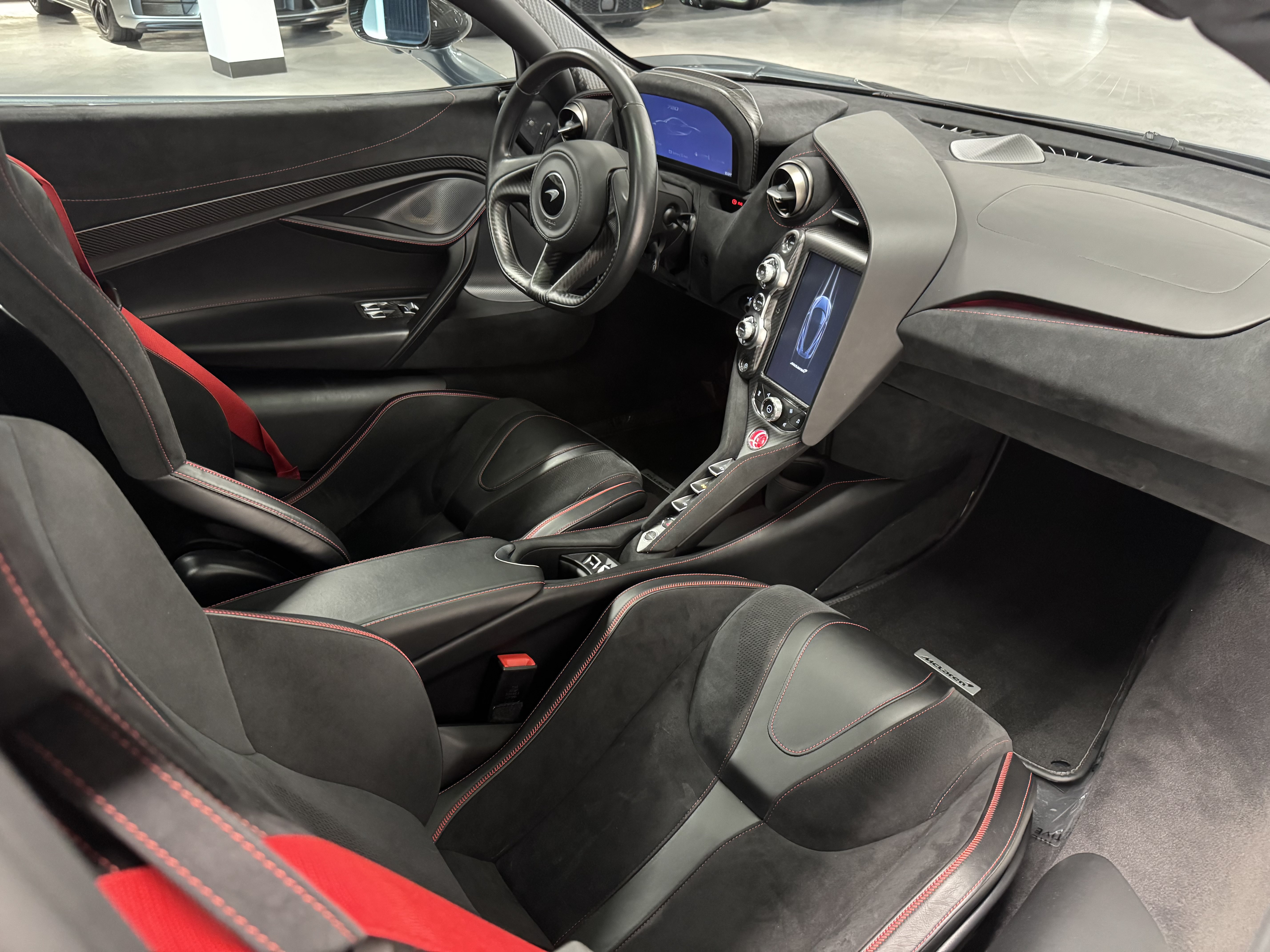 Used 2022 McLaren 720S Spider photo 14