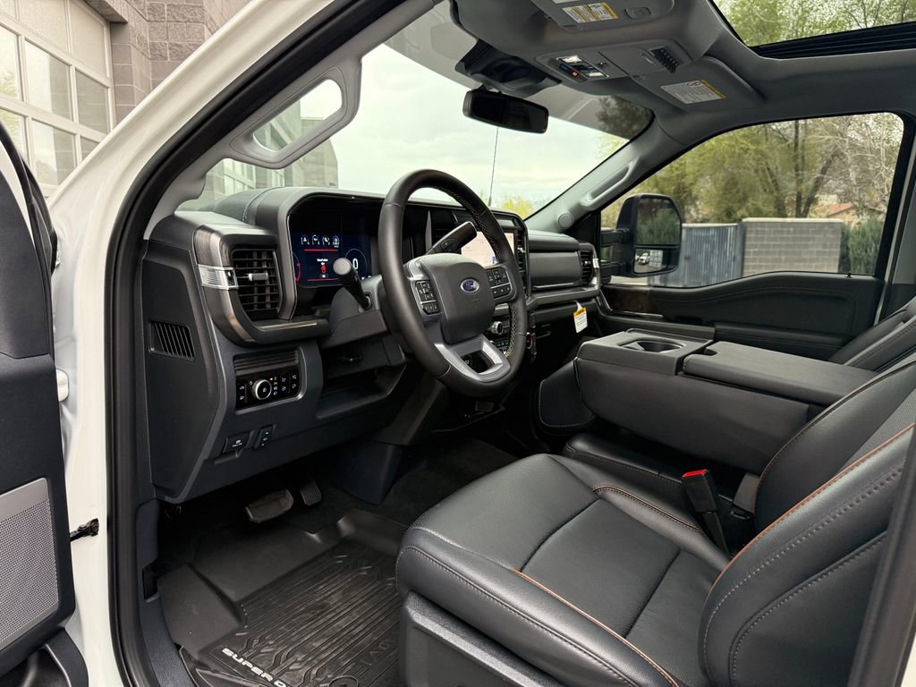 2026 Ford F350 Lariat