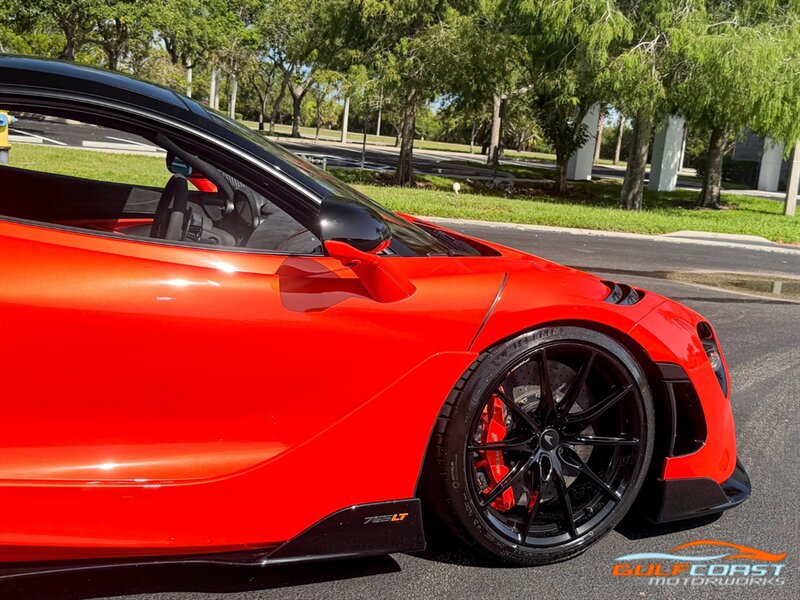Used 2021 McLaren 765LT photo 56