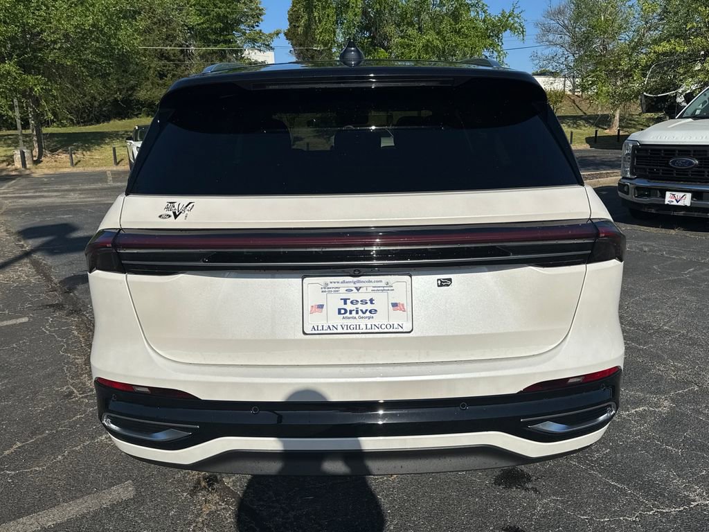 2025 Lincoln Nautilus Reserve