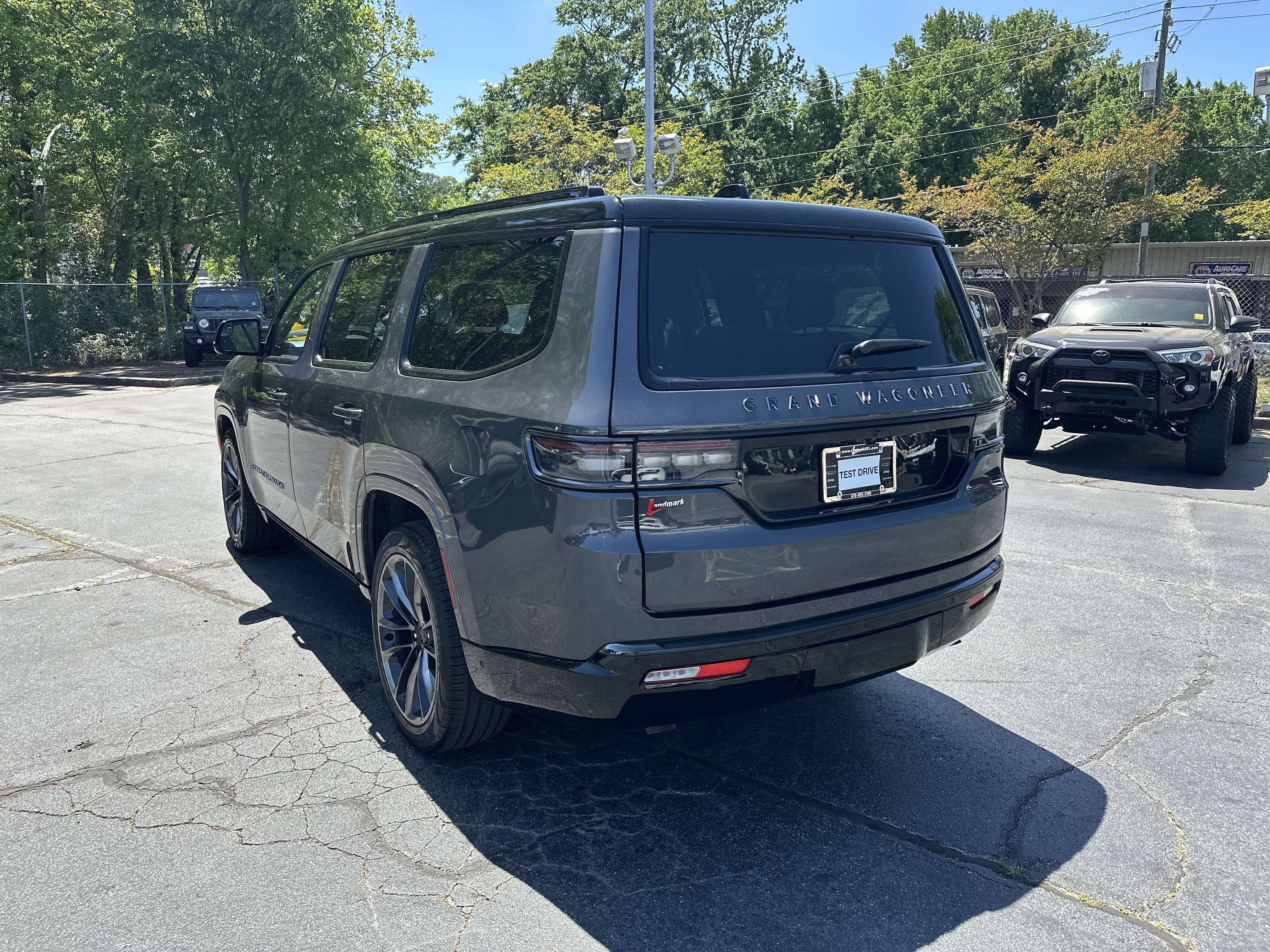 2025 Jeep Grand Wagoneer Series III