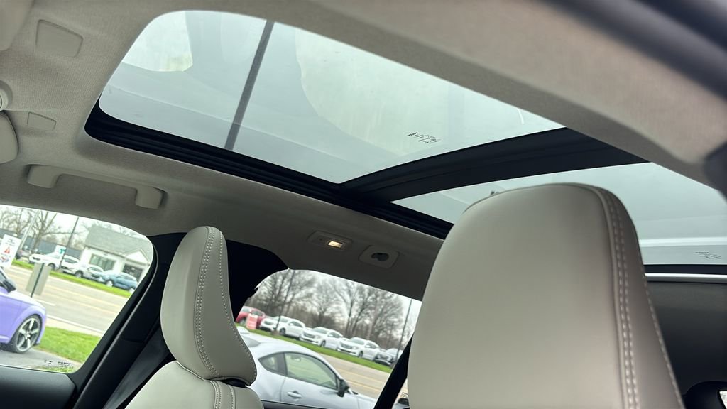 2026 Volvo Xc40 B5 Ultra