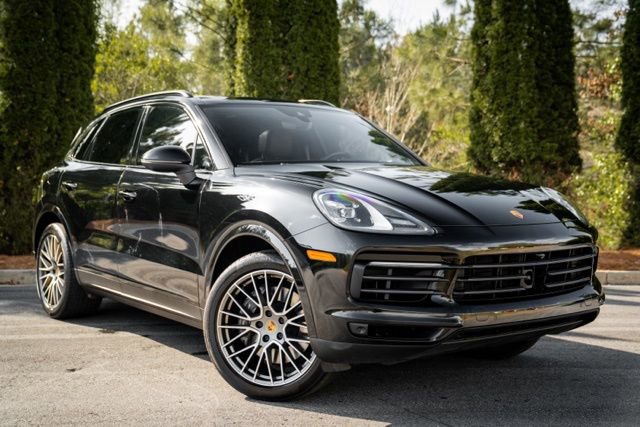 2023 Porsche Cayenne Platinum Edition