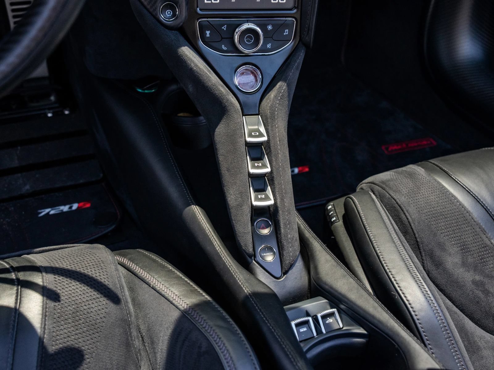 Used 2020 McLaren 720S Spider photo 71