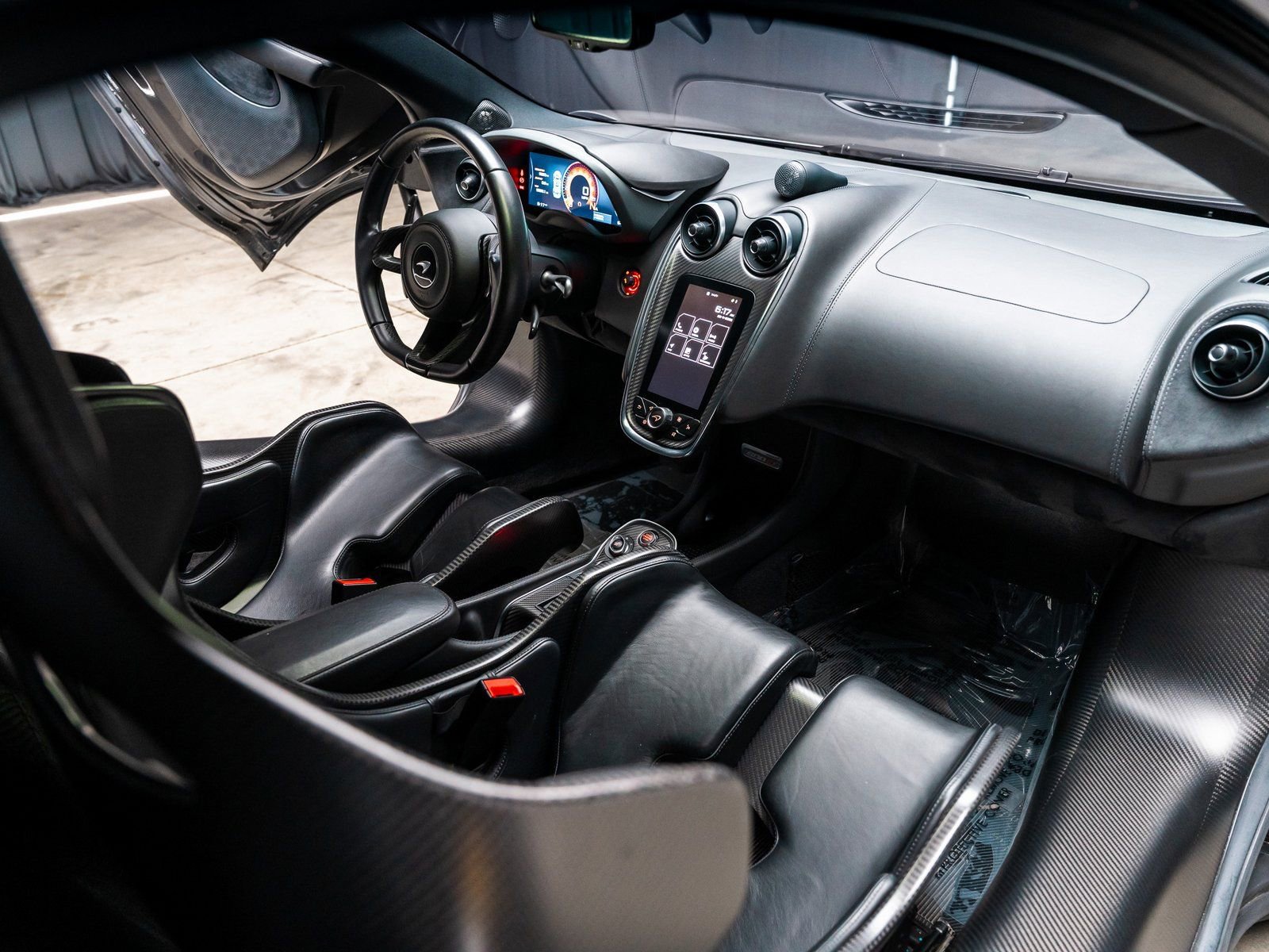 Used 2019 McLaren 600LT photo 58