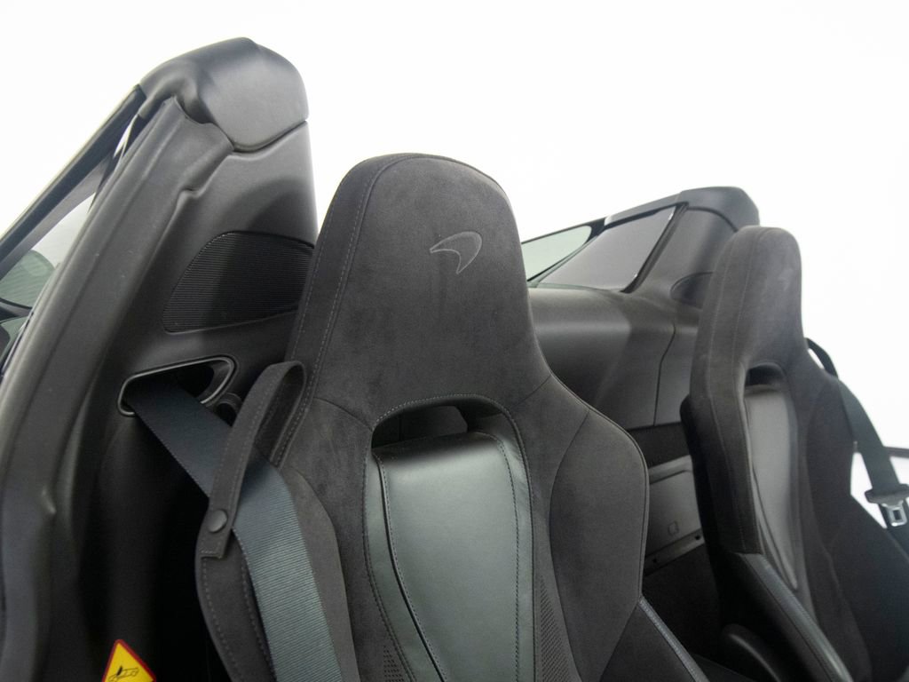 Used 2020 McLaren 720S Spider photo 35