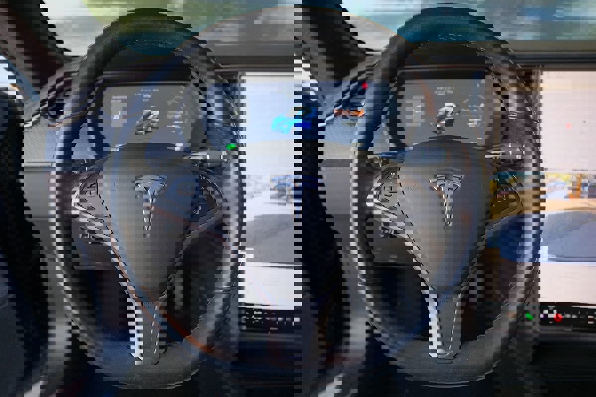 2018 Tesla Model S 75D