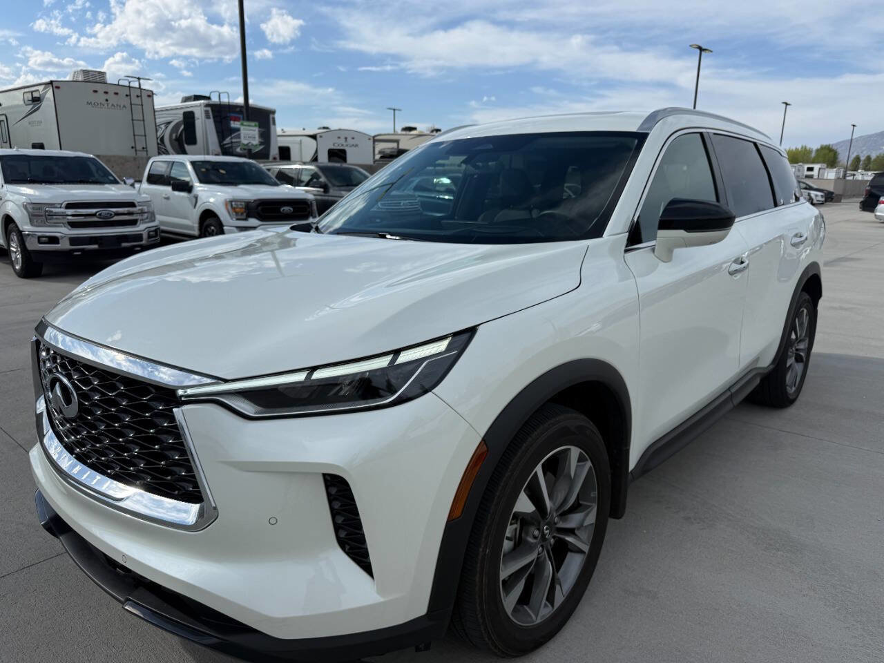 2025 INFINITI Qx60 Luxe