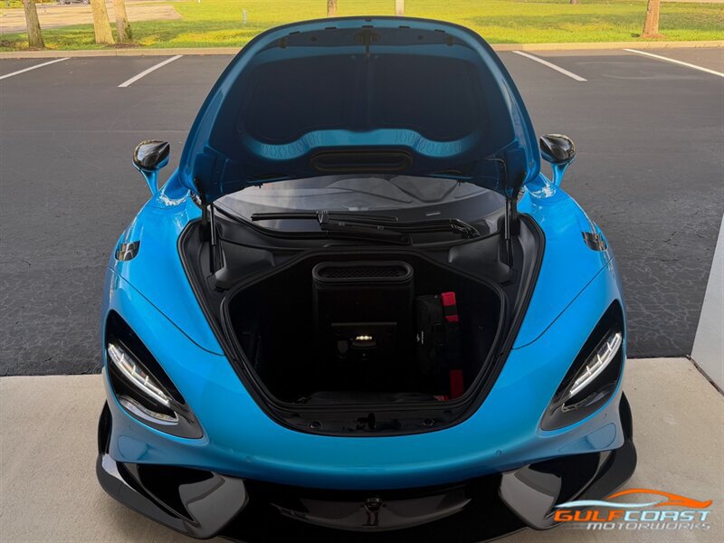 Used 2021 McLaren 765LT photo 40