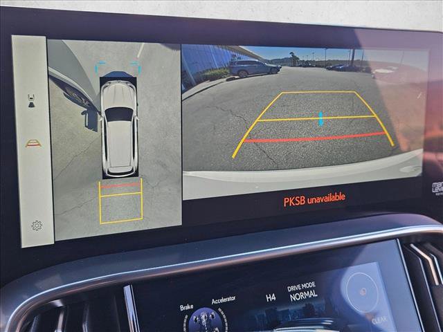 2025 Lexus LX 700h Luxury