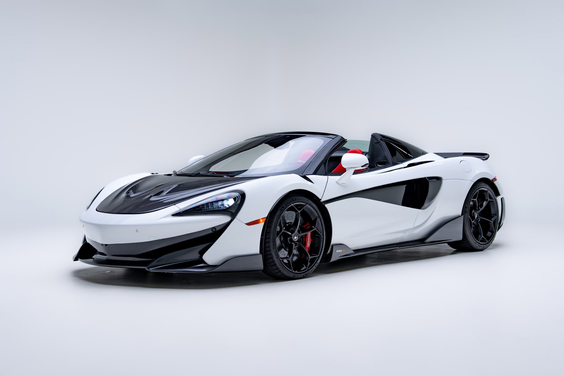 Used 2020 McLaren 600LT Spider photo 32