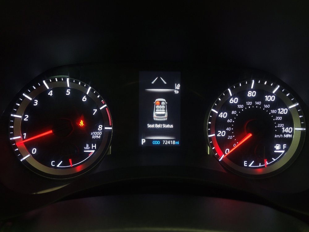 2022 Toyota Highlander LE