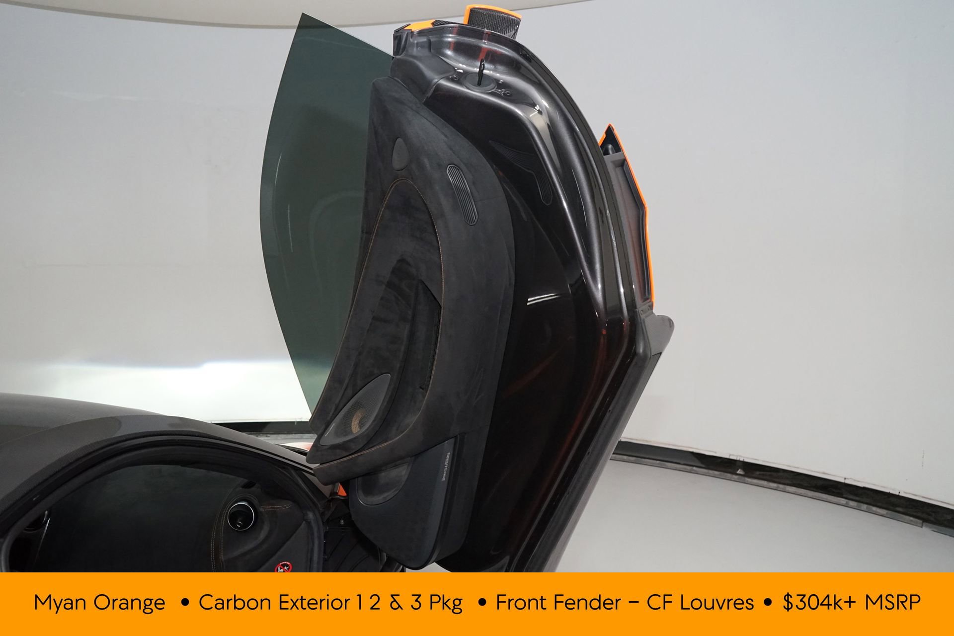 Used 2019 McLaren 600LT photo 17