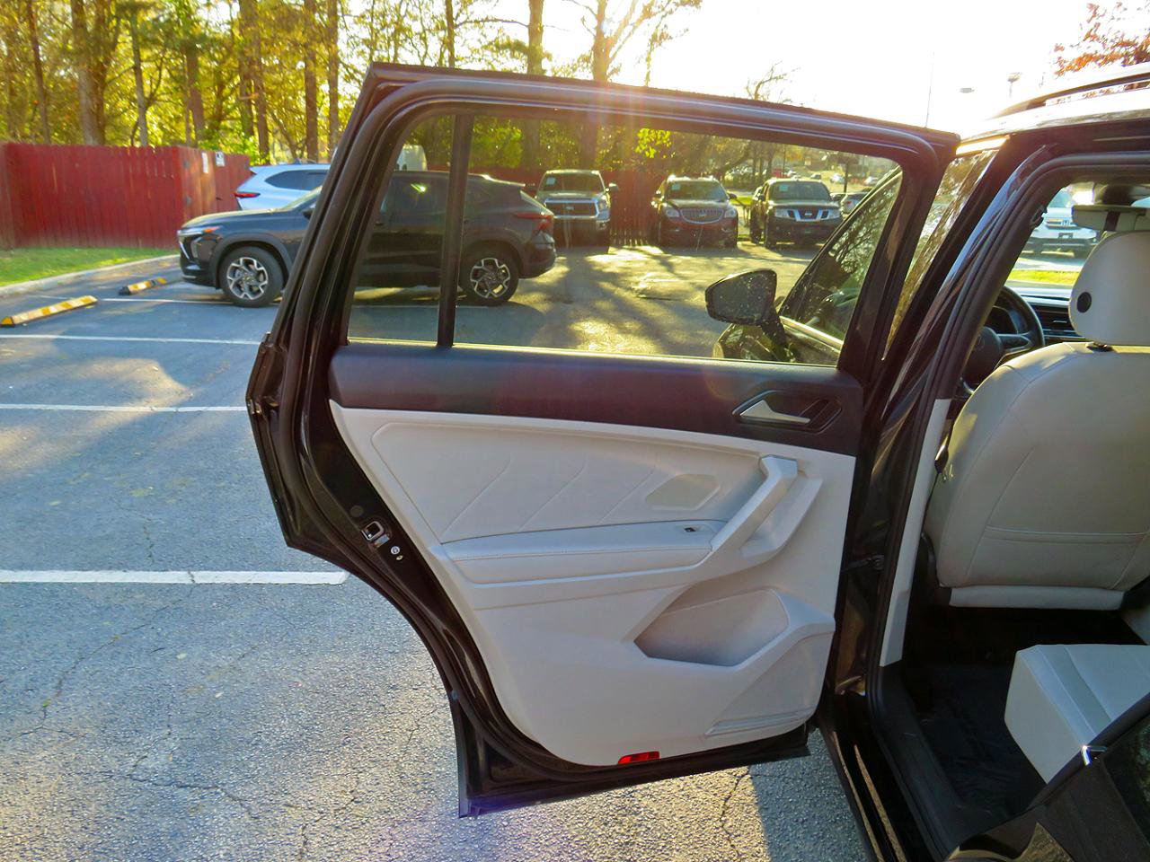 2023 Volkswagen Tiguan SE R-Line