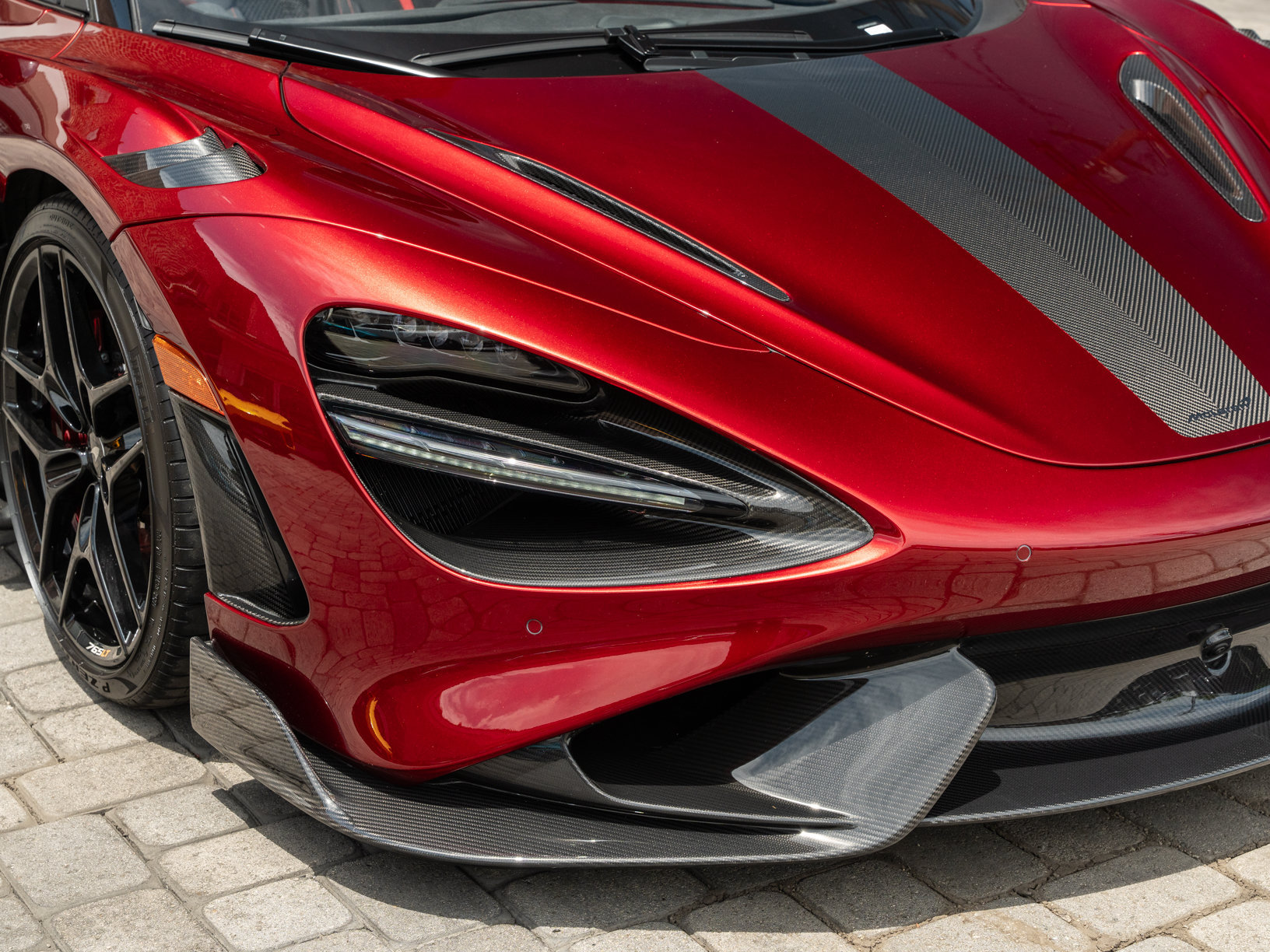 Used 2022 McLaren 765LT photo 6