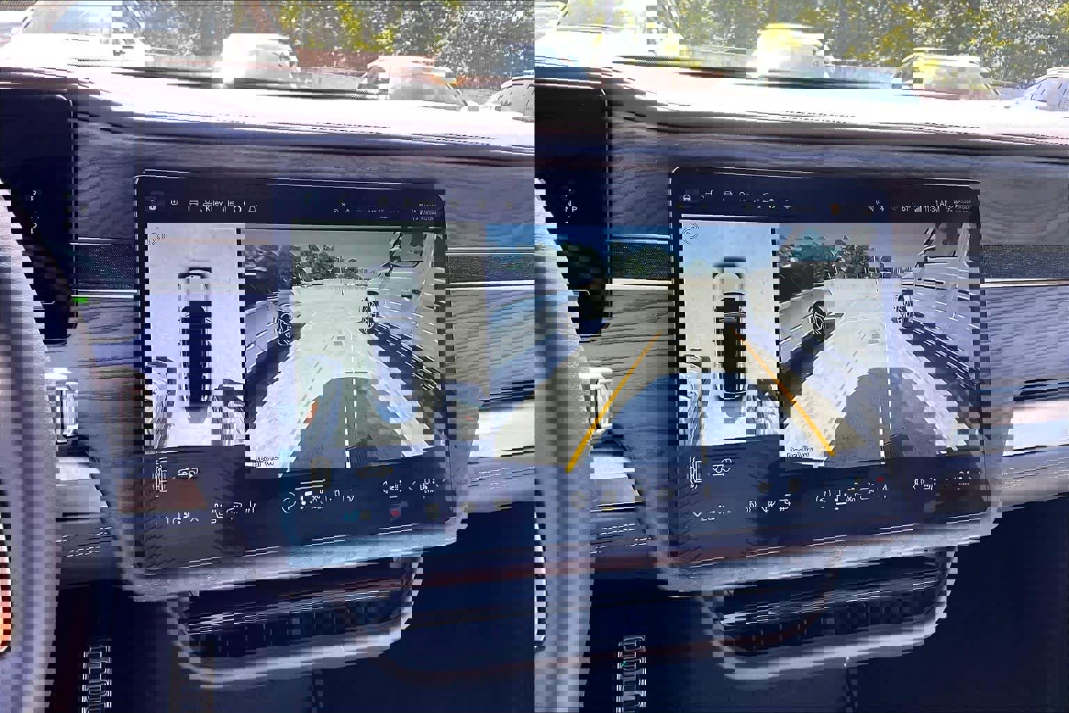 2024 Rivian R1S Adventure